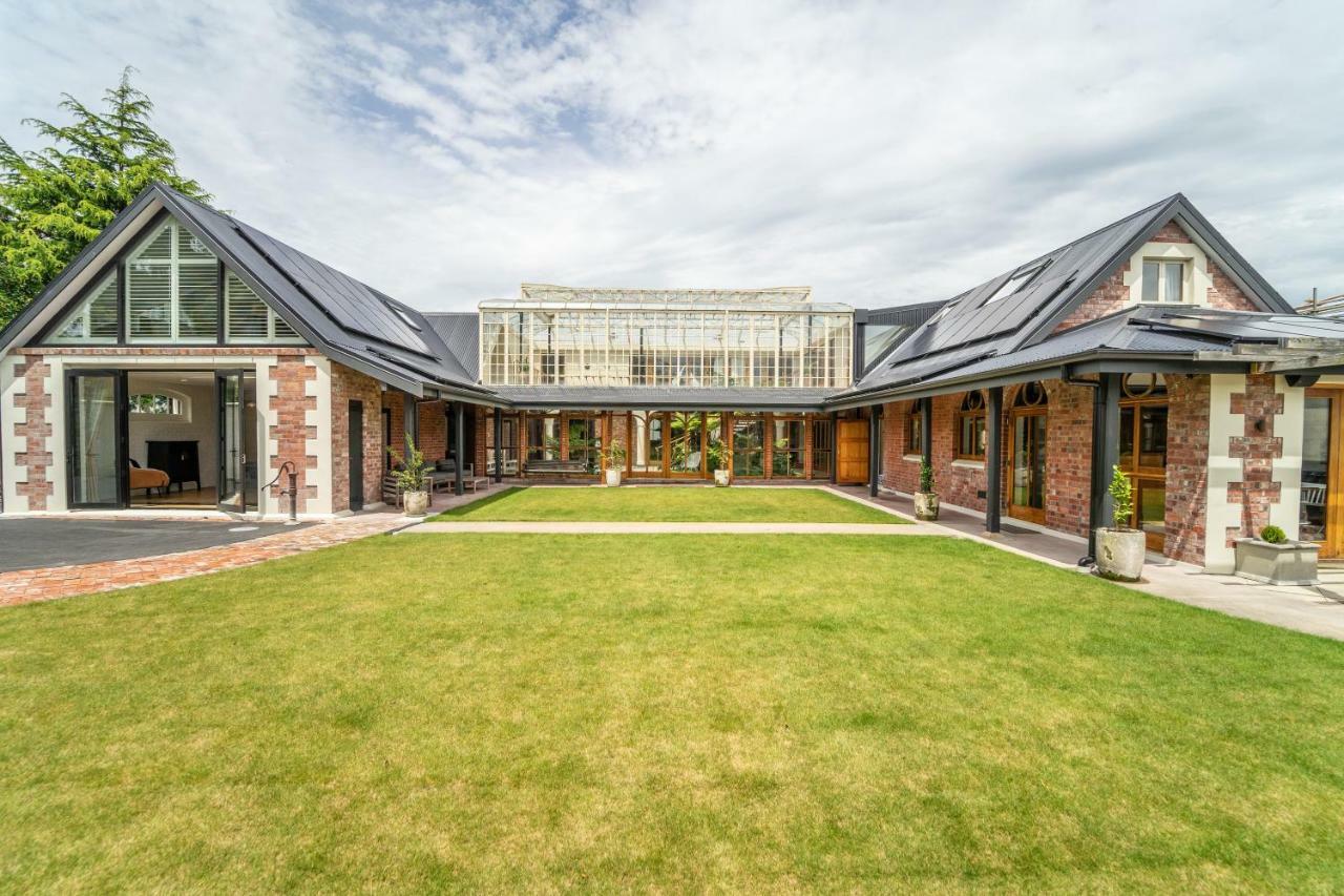 Britten Stables Studio Christchurch Exteriör bild